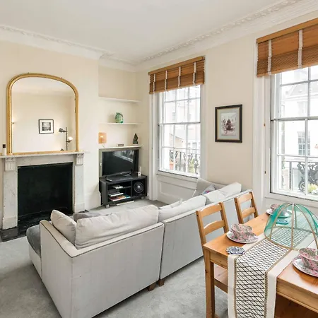 High-Ceiling Gorgerous Victorian Flat With Private Garden - 3 Mins To Hyde Park, Kensington Palace, 8 Mins Nottinghill, High Street Kensington Station Londres Exterior foto