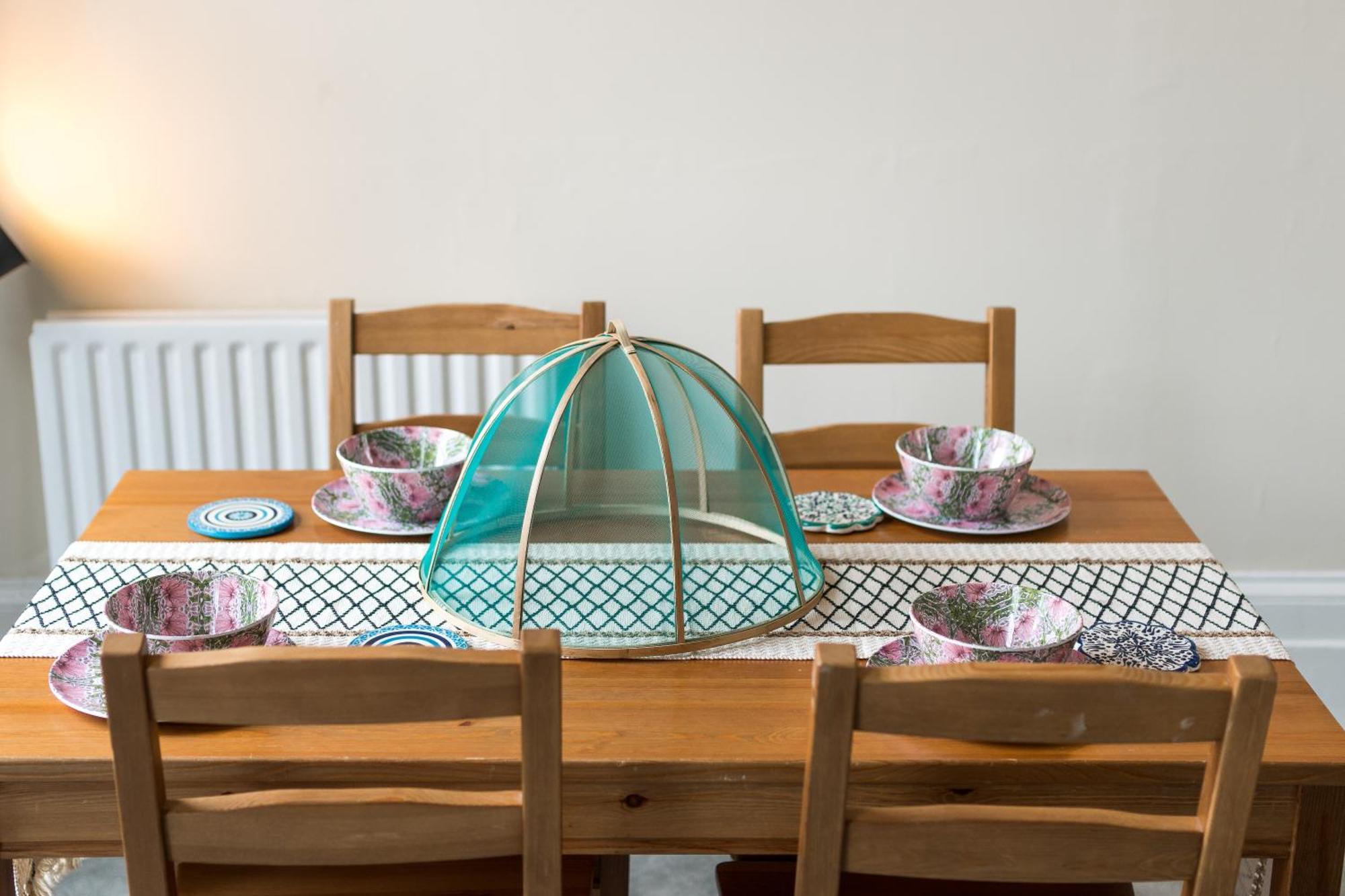 Apartamento High-ceiling Gorgerous Victorian Flat With Private Garden - 3 Mins To Hyde Park, Kensington Palace, 8 Mins Nottinghill, High Street Kensington Station