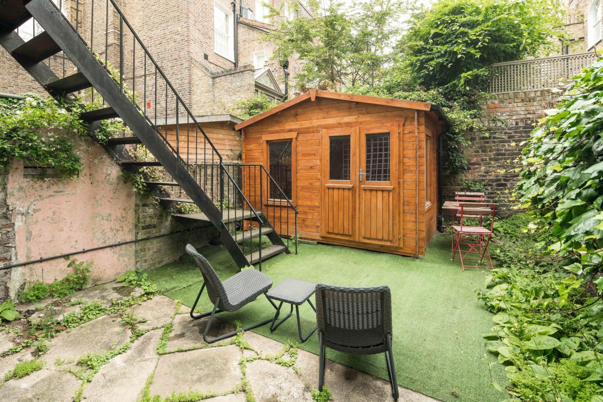 High-ceiling Gorgerous Victorian Flat With Private Garden - 3 Mins To Hyde Park, Kensington Palace, 8 Mins Nottinghill, High Street Kensington Station Appartamento